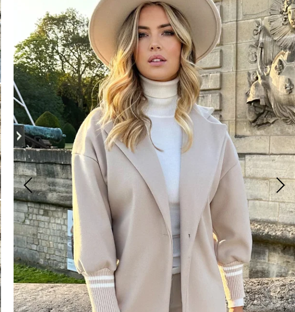 Stijlvolle Oversized Gestreepte Jas in Beige