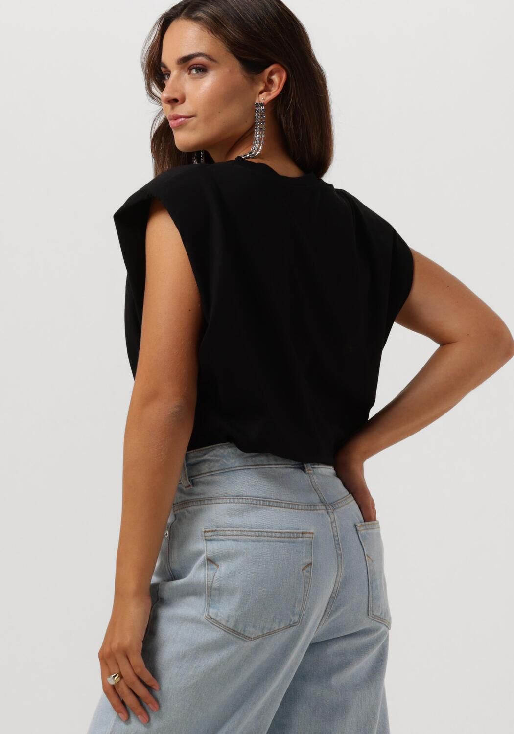 KP-Jessey Mouwloos T-shirt