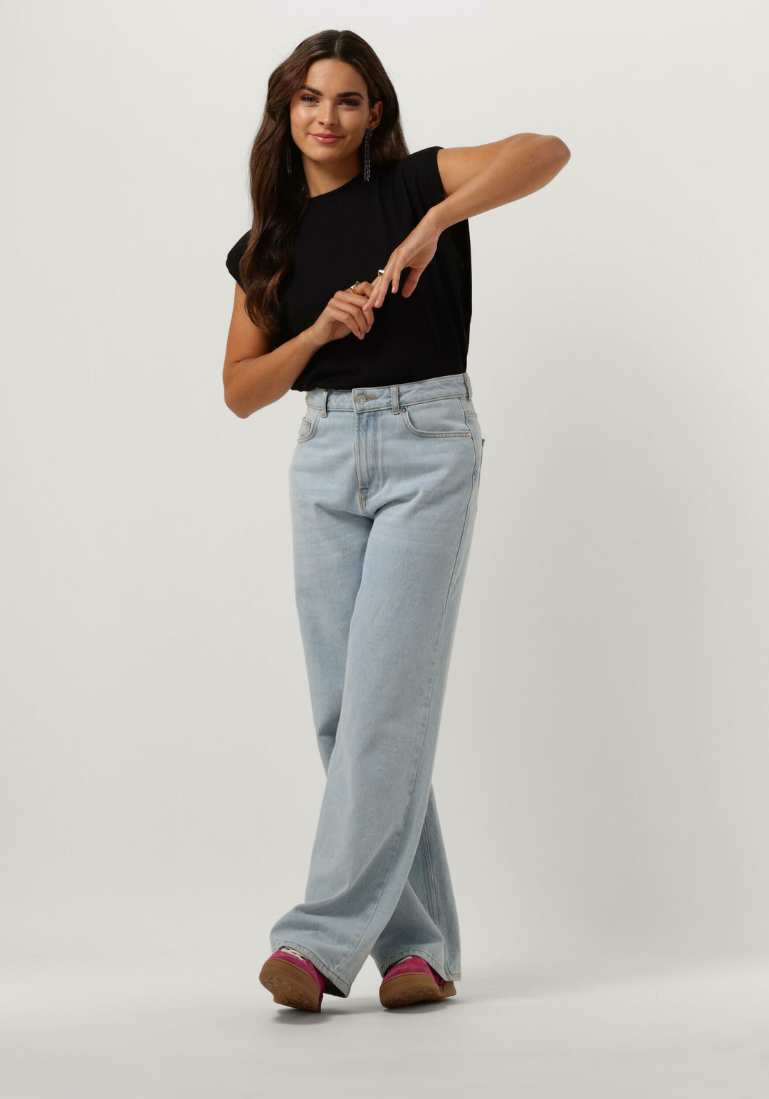 KP-Jessey Mouwloos T-shirt