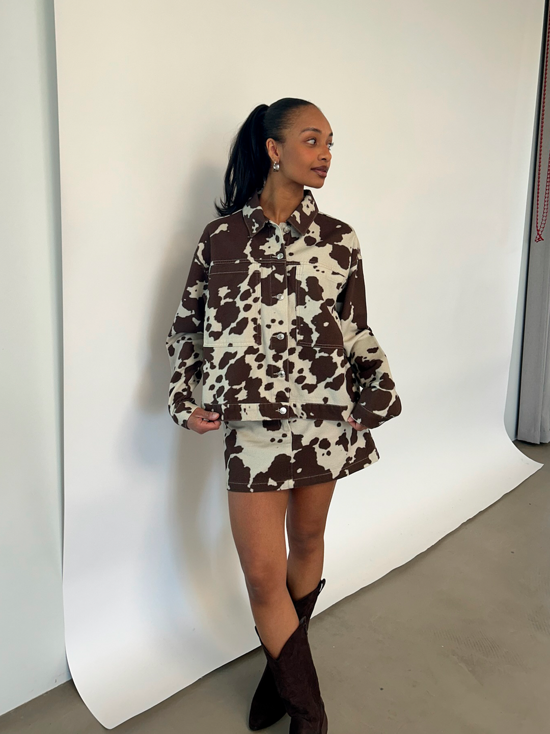 Dames Luna Minirok in Cowprint Denim